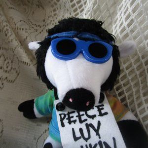 New Chick-fil-A Cow Plush Peece Luv Chikin 9" Tall